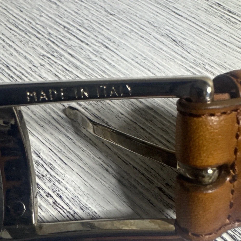 Brooks Brothers Mens Brown Leather Belt Made in Italy Size 38  Tan Dress Belt